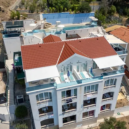 Visnja Prestige Apartamento *