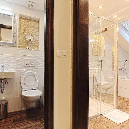 Visnja Prestige Brela